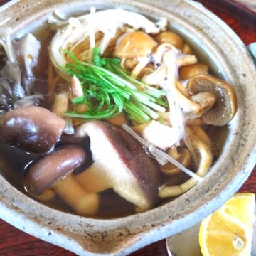 きのこの土瓶蒸し